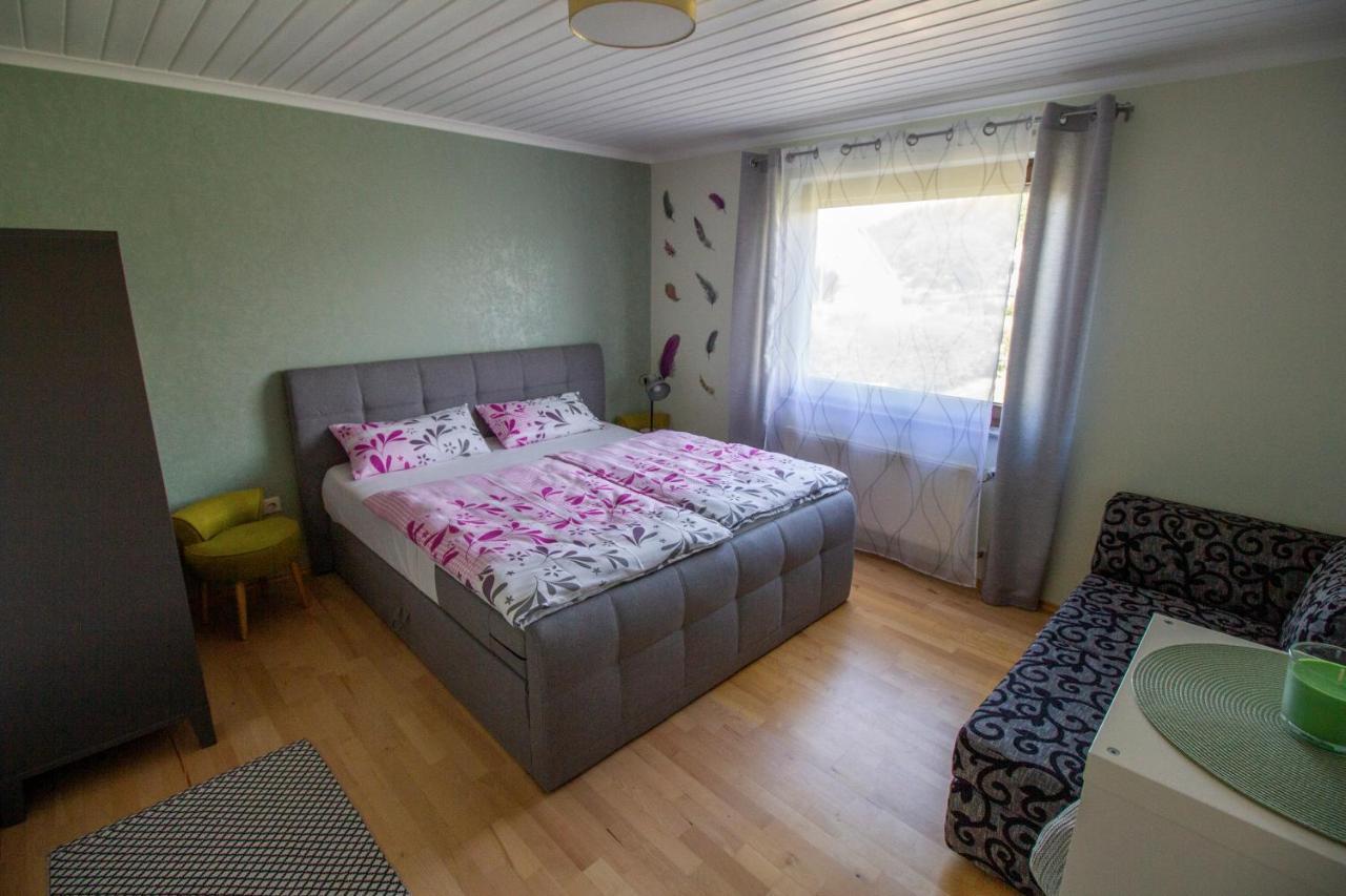 Ferienwohnung Miss Sophie Mehren  Bagian luar foto